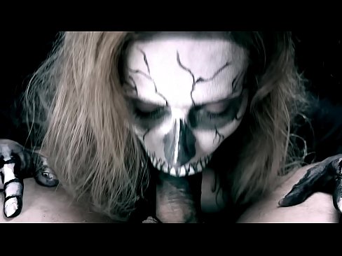 ❤️ Demone Meedchen saugt Hunn mat hirem schwaarze Mond a schléckt kum. ❤ Fuckvideo op lb.np64.ru